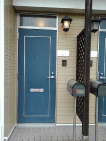 エトワ－ル弐番館の玄関