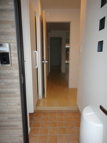 エスポワール・ジェルメ　Ⅴの玄関