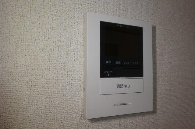 ファミールＦＵＪＩ　Ａのセキュリティ|TVインターホン