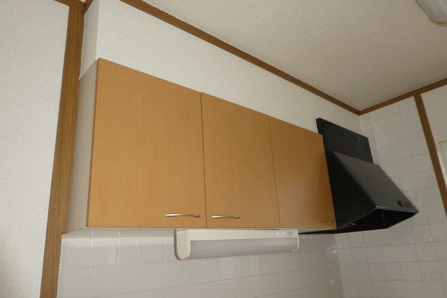 ファミールＦＵＪＩ　Ａのキッチン|キッチン上収納