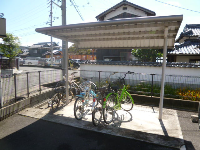 ファミールＦＵＪＩ　Ａのその他共用部分|自転車置き場