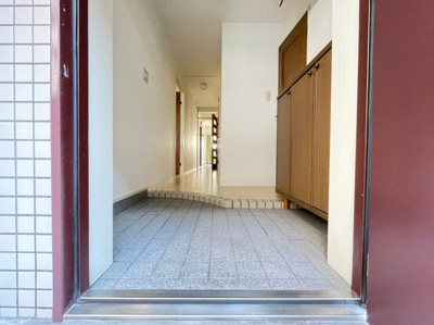【玄関】 | ガーデンヒルズ | ゆったりとした玄関です