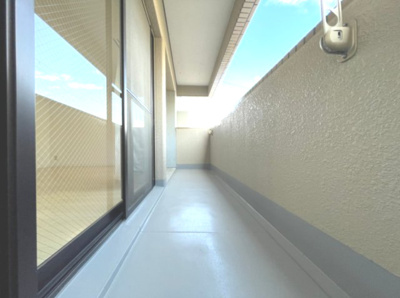 【バルコニー】 | ガーデンヒルズ | 外からの目が気にならないバルコニーで洗濯物が干せます