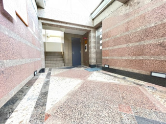 【エントランス】 | ガーデンヒルズ | 毎日通るエントランスはこのようになっています