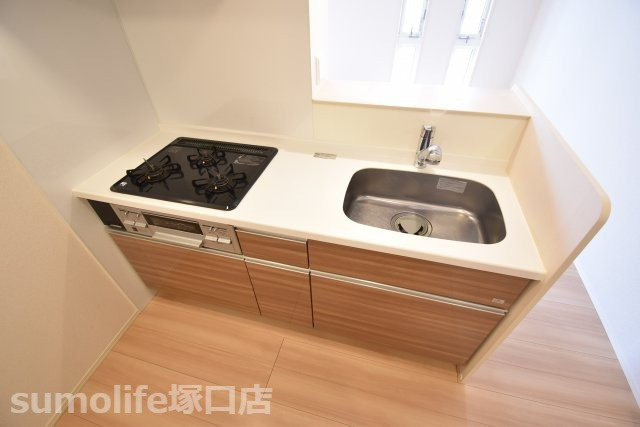 D-room行基町のキッチン