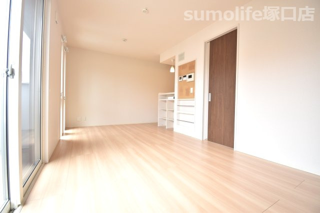 D-room行基町の洋室