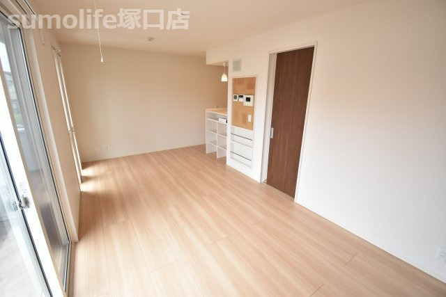 D-room行基町の洋室