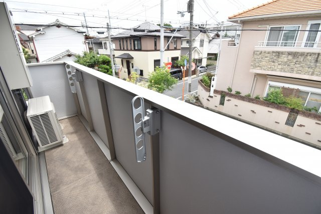 D-room行基町のバルコニー