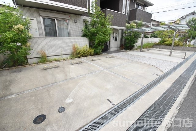 D-room行基町のロビー
