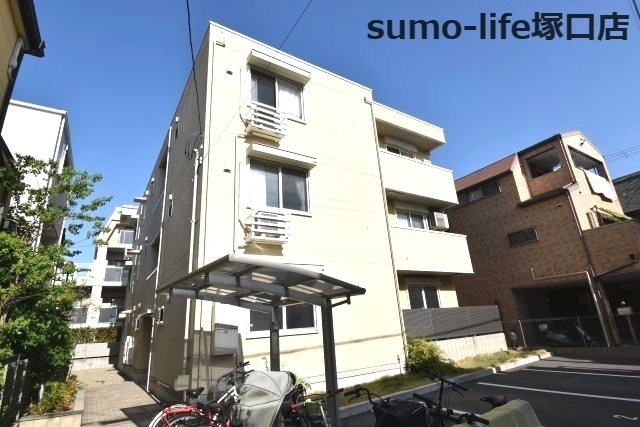 アイリープラザ武庫之荘の外観