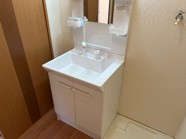 ルミエール　シャトーの洗面所|洗髪洗面化粧台