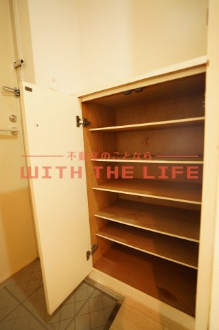 メゾンド・プレザージュ【キャッシュバック対象物件】の収納|毎日通る玄関はこちらです