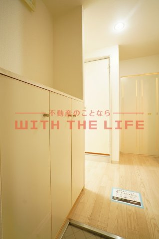 メゾンド・プレザージュ【キャッシュバック対象物件】のその他|落ち着いた玄関です