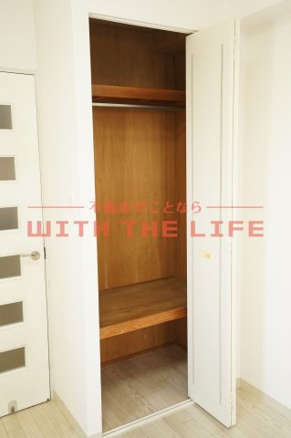 メゾンド・プレザージュ【キャッシュバック対象物件】の収納|こまごまとしたものを収納できそうですね