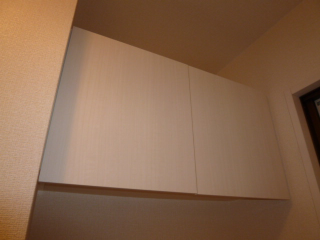 クレイドル浜町の玄関|シューズボックス上