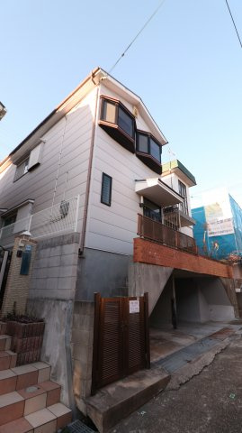 多聞台2丁目戸建の外観
