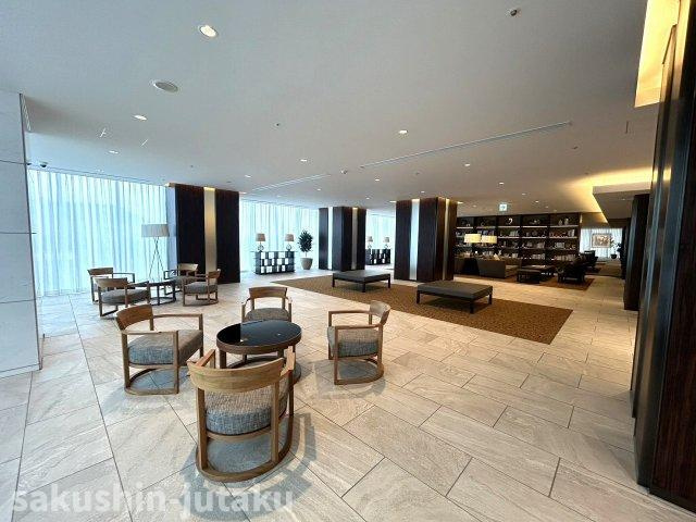 津田沼ザ・タワー高層階のエントランス|共用部分