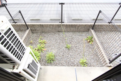 【庭】 | レオパレス備前香芝