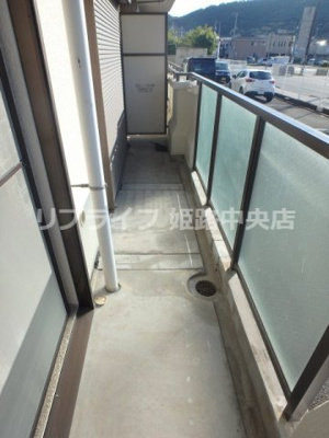 【バルコニー】 | ルミエールAIOI