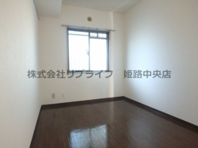 【寝室】 | ルミエールAIOI