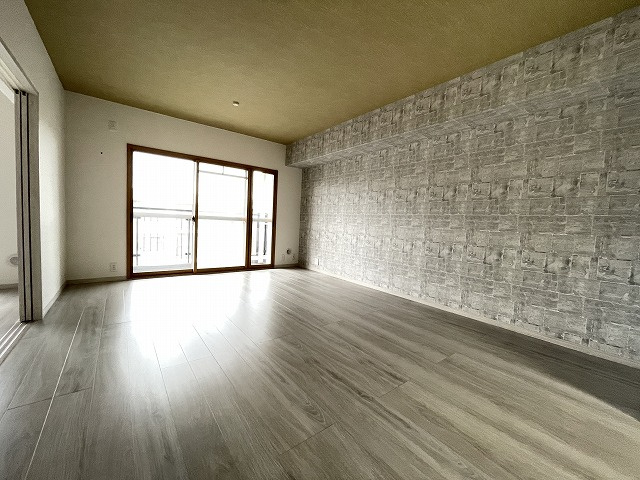 【居間・リビング】の画像