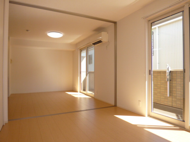 シャルムＢの洋室