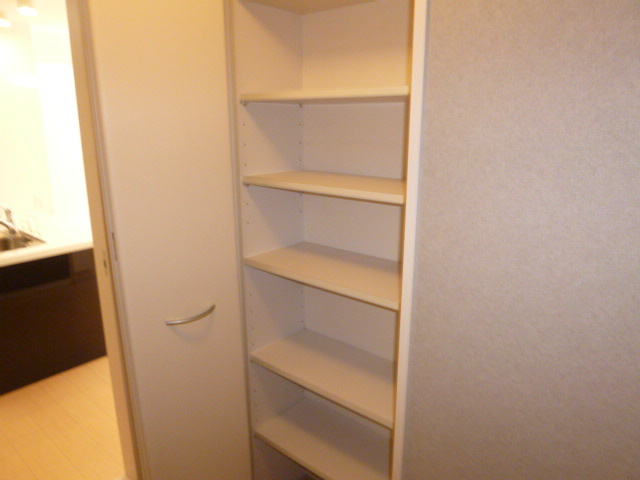 シャルムＢの収納