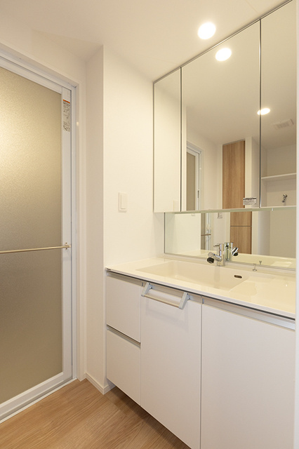 ＲＪＲプレシア東十条ガーデンの洗面所|※写真は同タイプ住戸です。