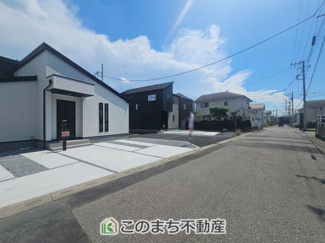【前面道路含む現地写真】 | 前面道路含む現地写真