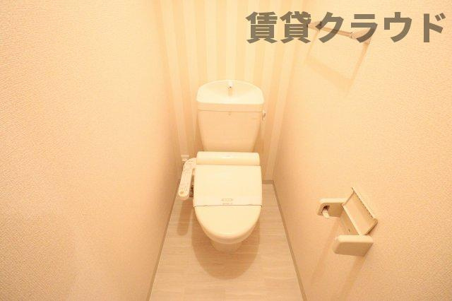 エスペランサAのトイレ|今の時代にマッチした温水洗浄機能付きです！