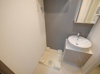 【設備】 | エスリード大阪城南グランデュクス | 洗濯機置き場です