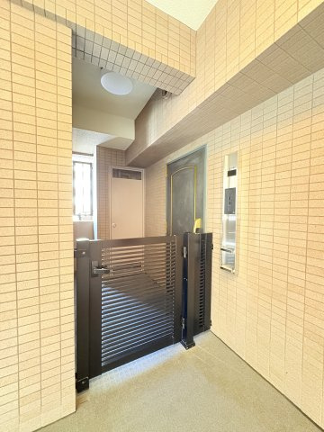 【玄関】 | クレストフォルム上野グランステージ