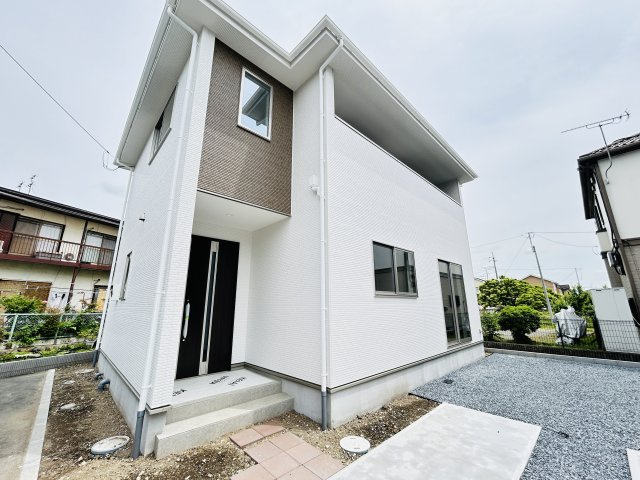 新築　高崎市下豊岡町2期　2号棟の外観|現地写真　2025年5月完成しました！ご内覧等、お気軽にお問合せください♪　							
