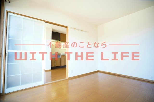 レ・ファミール・ド・ジョイ60【キャッシュバック対象物件】の洋室|落ち着いた色調の洋室です