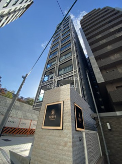 【外観】 | 現代風かつ高級感のある外観のマンションです！