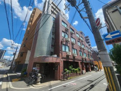 テソロ・ナガノの外観