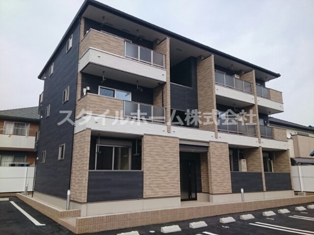 アベニール　Ｂ