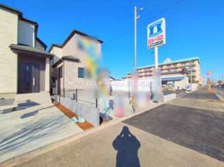 【前面道路含む現地写真】