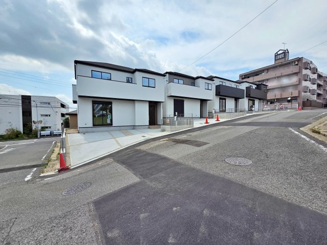 【前面道路含む現地写真】 | 大府市横根町1期4号棟