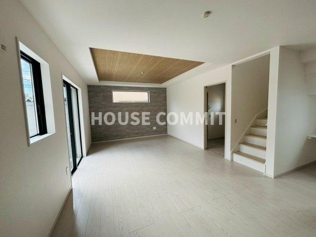 成田市並木町３期　１号棟の居間・リビング