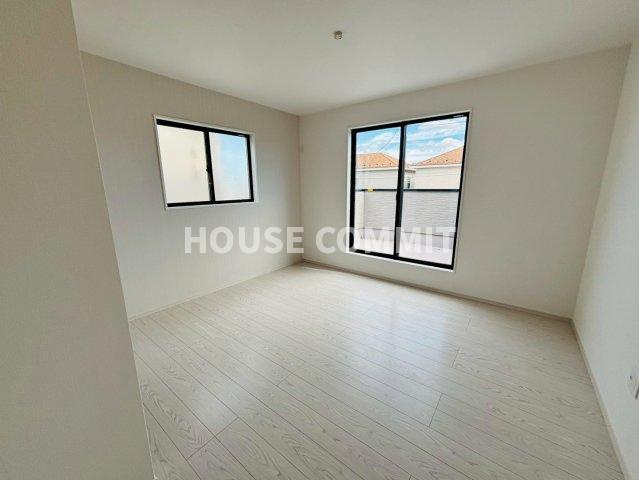 成田市並木町３期　１号棟の洋室