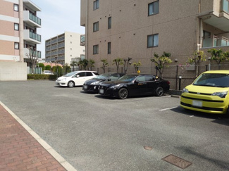 【駐車場】