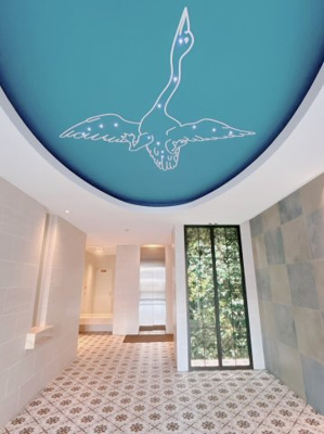 【ロビー】 | セイワパレス都島駅前 | 天井に星座が輝いているロビー