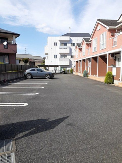 【駐車場】