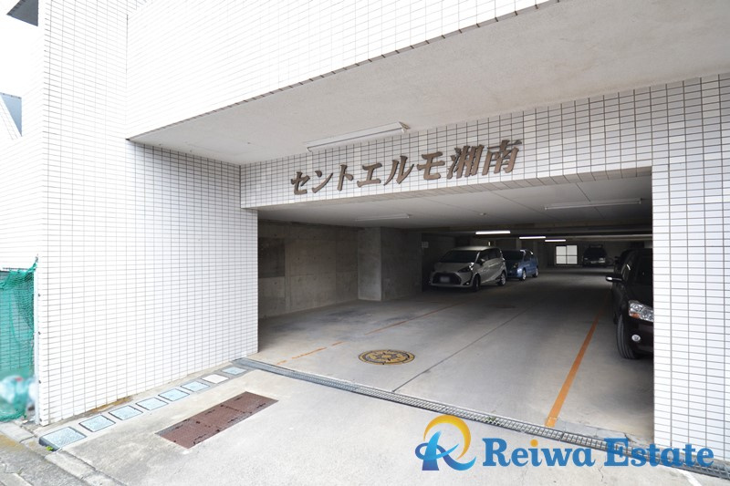 セントエルモ湘南の駐車場
