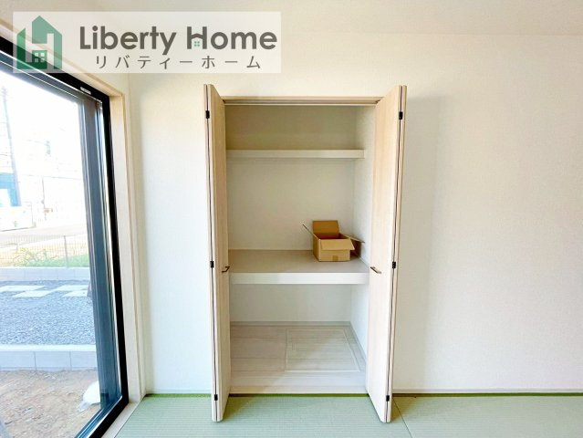 つくば市高見原1丁目23-P1　新築戸建　10号棟の収納