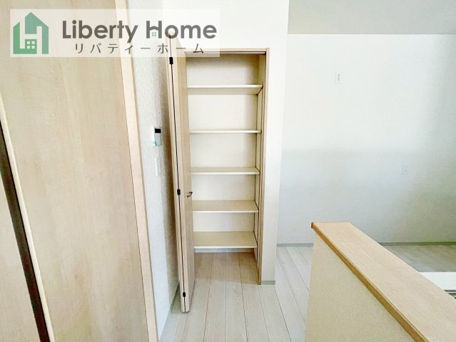 つくば市高見原1丁目23-P1　新築戸建　10号棟の収納