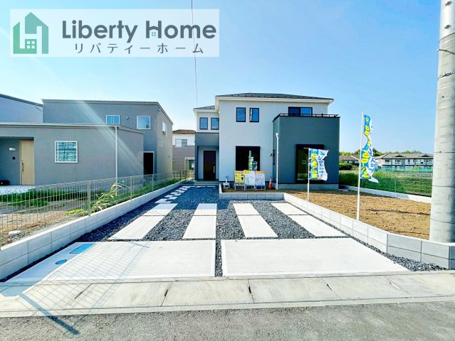 つくば市高見原1丁目23-P1　新築戸建　10号棟の駐車場