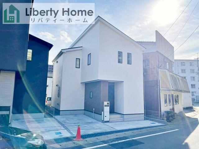 取手市台宿２丁目24-1期　新築戸建　1号棟の外観|ご予約をいただければ、『平日の空いた時間』『周辺物件まとめて見たい』『1件だけ見たい』ももちろん可能です♪
お気軽にお問合せください♪