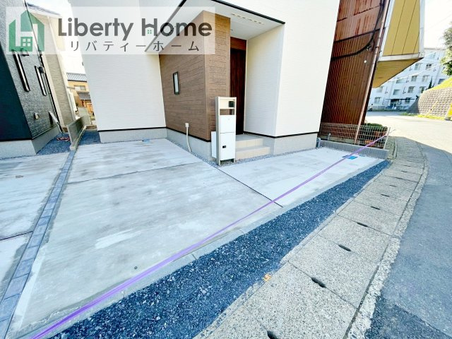 取手市台宿２丁目24-1期　新築戸建　1号棟の駐車場